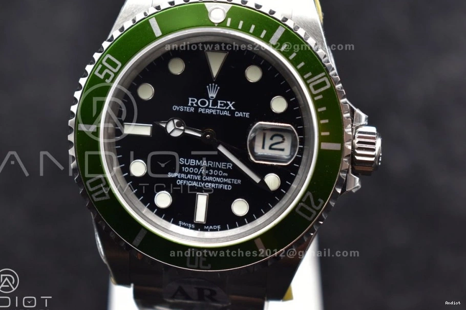 on ARF1:1 Bracelet Edition Best LV Submariner Steel 16610 Green 904L SS SH3135 V 1140 Seasonal 0722